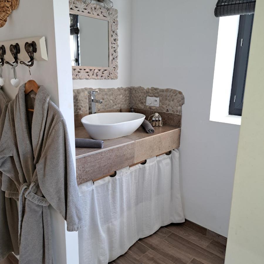 Chambre D'Hotes Des Loyes Jaillans Exterior photo